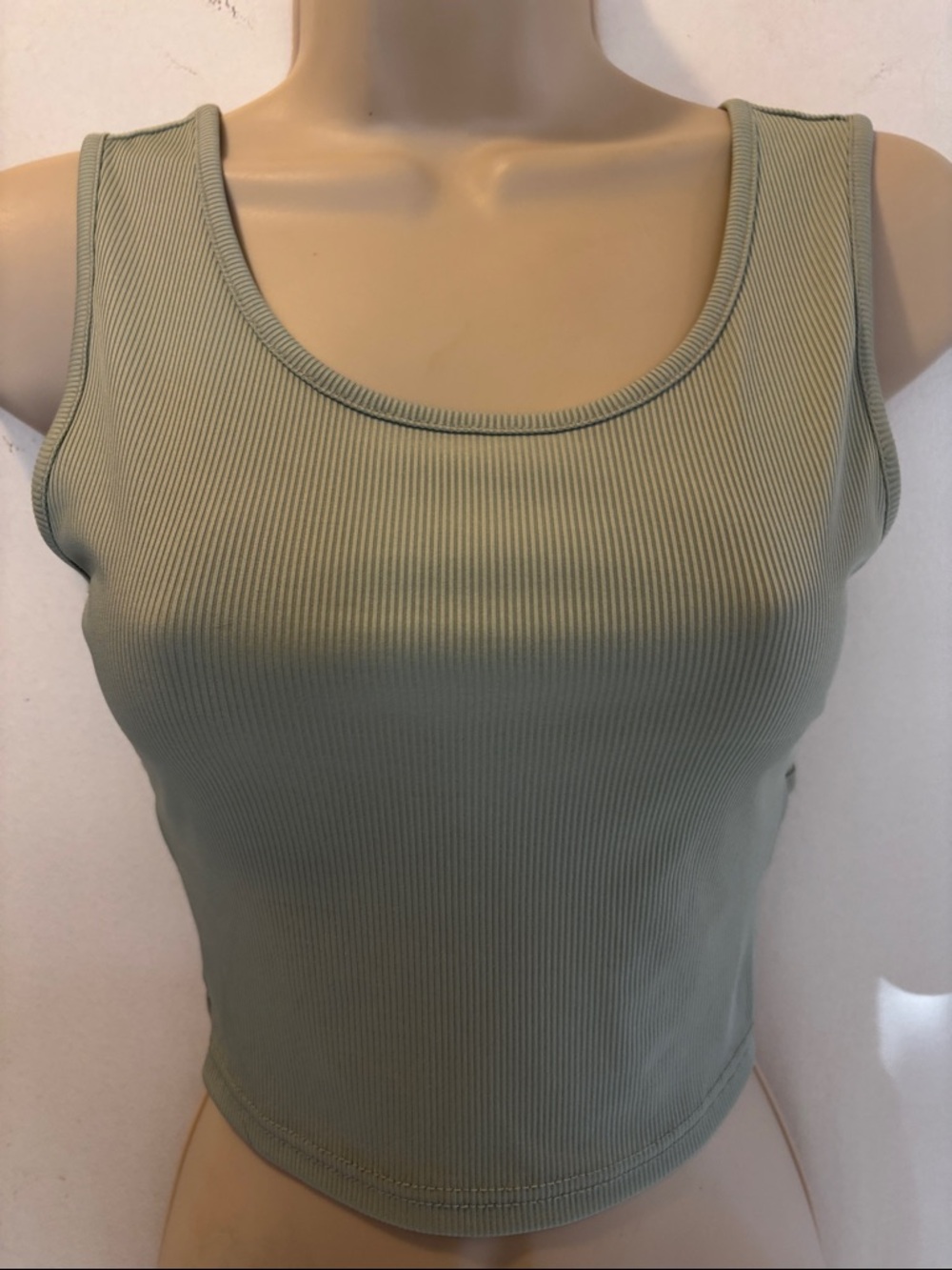 SHEIN XS cropped Ribbed Scoop Neck Tank Top 26-127-2